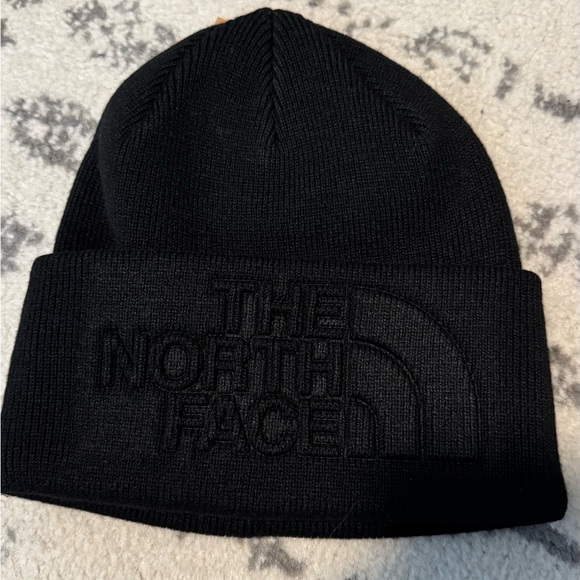 The North Face Black Beanie - Picture 1 of 2